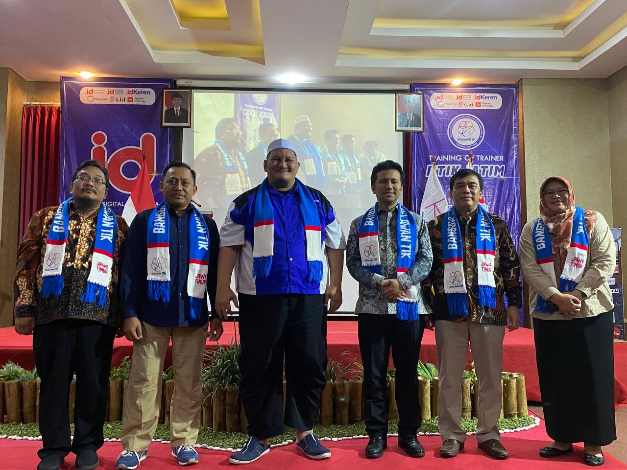Featured PANDI Collaborates with East Java ICT Volunteers to Accelerate Community Digitalization and Use of .id Domain Names